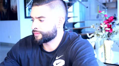 Lukhas f4f online show from 01.31.25