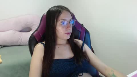 Snapshot of lula_05 chatting on 12.05.24 Vicky online show from 12.05.24