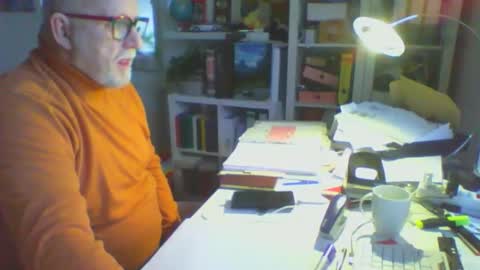 Snapshot of luley58 chatting on 02.14.26 luley58 online show from 02.14.26
