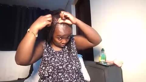 lulu_sparks1 online show from 12.23.25