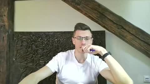 Snapshot of lumberjack__666 chatting on 05.16.26 Andrew independent model 2000-0000 CET daily online show from 05.16.26