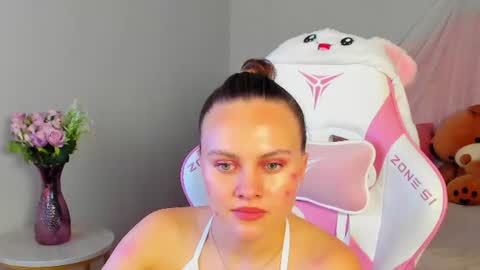 Snapshot of lumerisoren chatting on 06.11.26 lumerisoren online show from 06.11.26