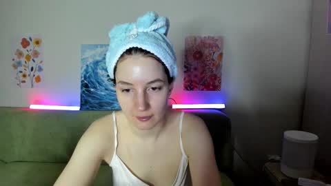 Snapshot of lumina_dark chatting on 01.17.26 Lumi online show from 01.17.26