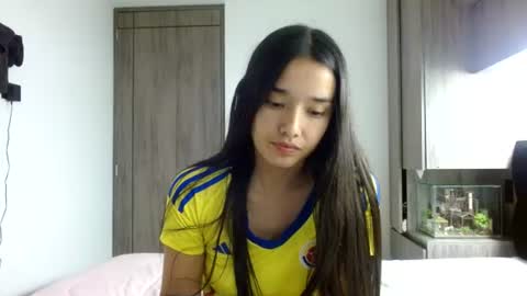 Snapshot of luna777__777 chatting on 06.11.26 luna online show from 06.11.26