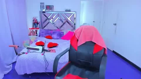 luna_analya online show from 02.18.26