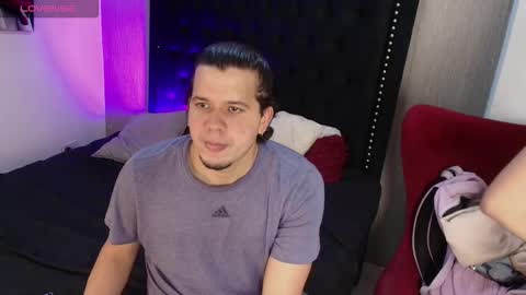 Luna And Titan  online show from 11.24.25