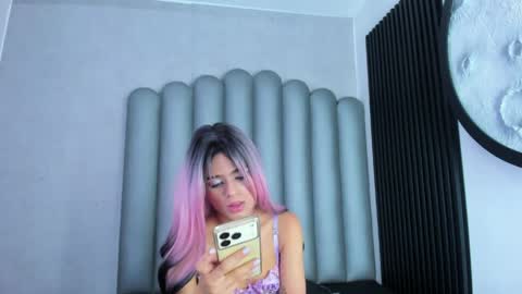 Snapshot of luna_bella_23 chatting on 05.09.26 luna_bella_23 online show from 05.09.26