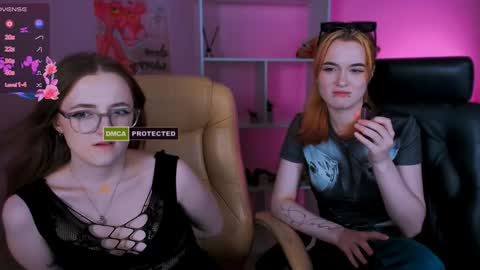 luna_berryy online show from 01.29.25