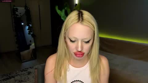 luna_beverly online show from 04.16.26