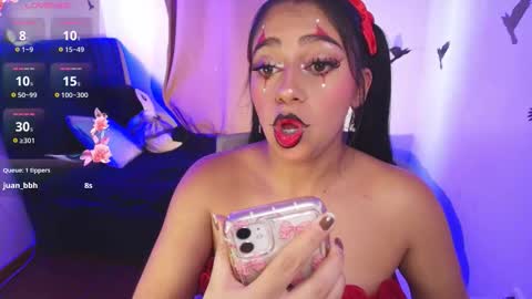 luna_cute14 online show from 10.09.25