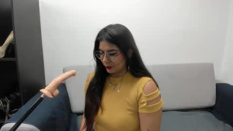 luna  online show from 10.12.25