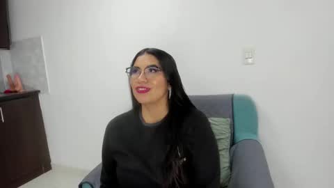 luna  online show from 11.29.25