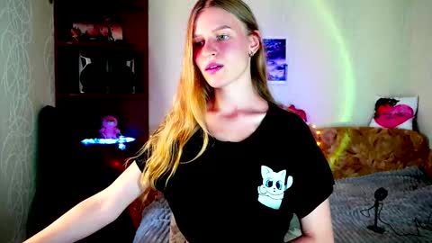 luna_evan online show from 09.24.25