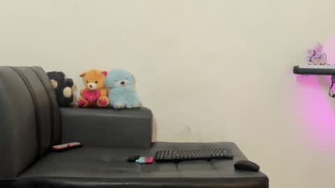 Snapshot of luna_fioree chatting on 11.19.25 Luna Fioree online show from 11.19.25