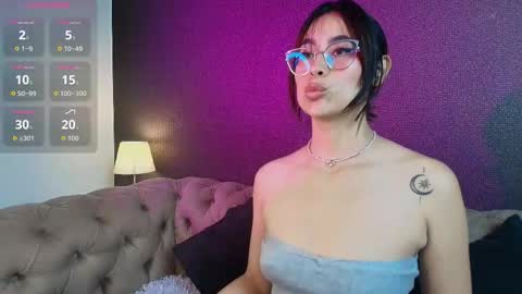 Snapshot of luna_gv chatting on 02.23.26 Luna online show from 02.23.26