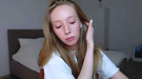 Luna online show from 01.14.25