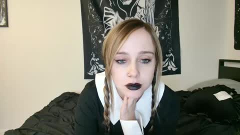 Luna online show from 10.30.25