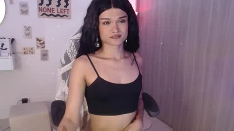 Luna online show from 04.22.26