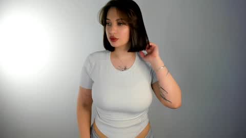 Luna online show from 04.30.26