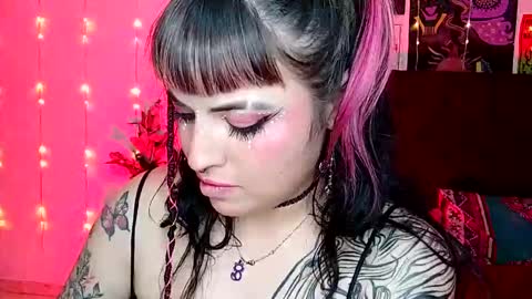 Snapshot of luna_ray420 chatting on 12.13.24 MISS LUNA online show from 12.13.24