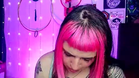 Snapshot of luna_ray420 chatting on 02.07.25 MISS LUNA online show from 02.07.25