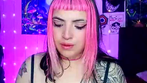 Snapshot of luna_ray420 chatting on 02.23.25 MISS LUNA online show from 02.23.25