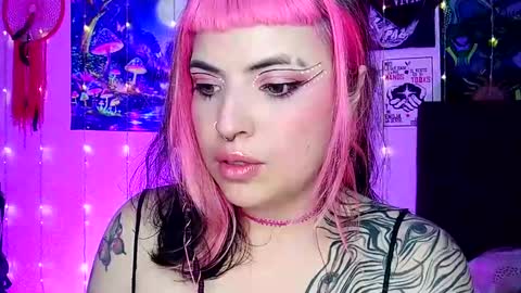 Snapshot of luna_ray420 chatting on 02.24.25 MISS LUNA online show from 02.24.25