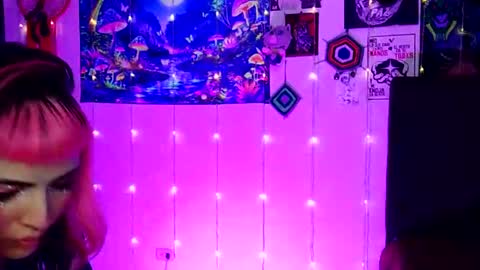 Snapshot of luna_ray420 chatting on 02.27.25 MISS LUNA online show from 02.27.25