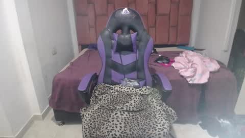 Snapshot of luna_rosita chatting on 12.05.24 Luna online show from 12.05.24