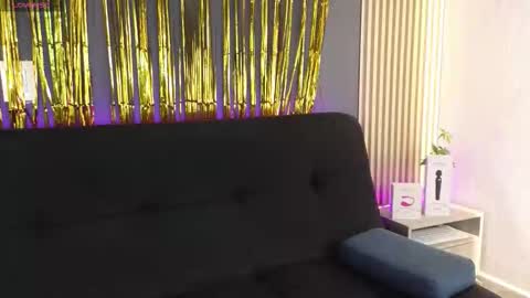 Snapshot of luna_sophya chatting on 09.25.25 luna_sophya online show from 09.25.25