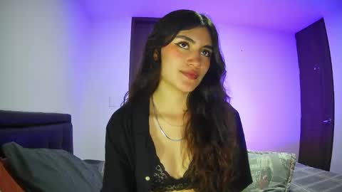 Luna Valmont online show from 03.17.26