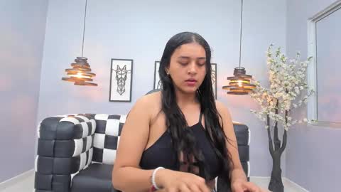 Snapshot of lunaa_abril chatting on 02.27.26 Luna Abril online show from 02.27.26