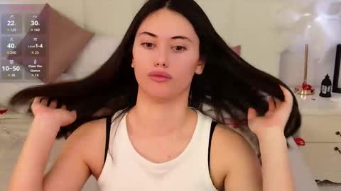 Snapshot of lunaa_baby_girl chatting on 03.07.26 Luna online show from 03.07.26