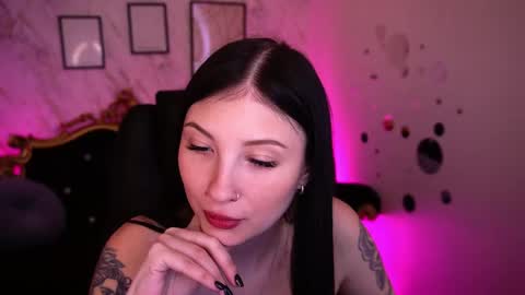 lunaamay online show from 04.15.26