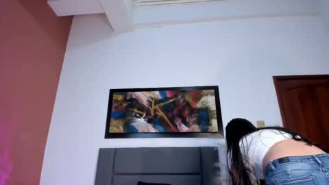 Snapshot of lunaaspen chatting on 09.27.25 Luna Aspen online show from 09.27.25