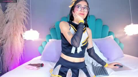 Luna  online show from 09.23.25