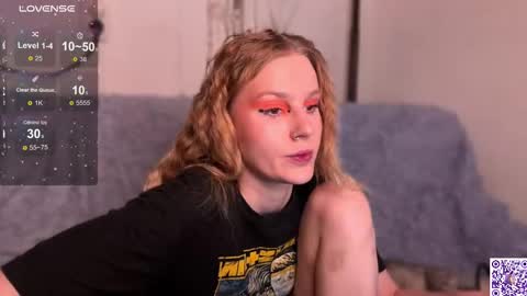 Britney online show from 10.25.25