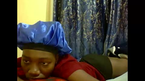 lunah_kitty online show from 05.19.26