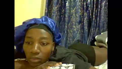 lunah_kitty online show from 05.23.26