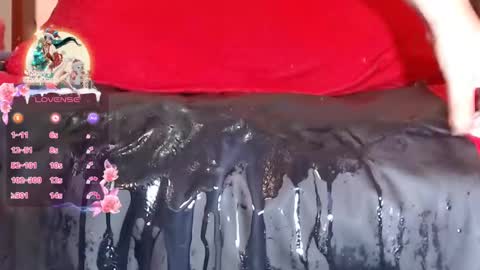 LUNA online show from 12.31.24