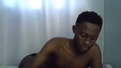 lunalove22_ online show from 09.25.25