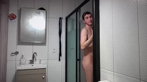 Snapshot of lunamalpica chatting on 01.01.25 LunaPica online show from 01.01.25