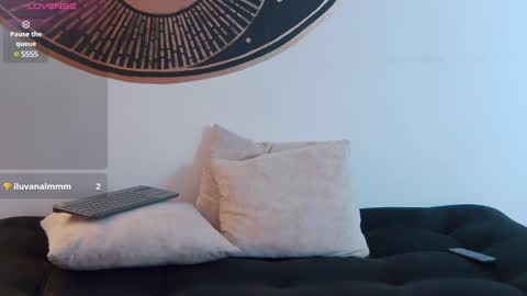 Snapshot of lunamistyc chatting on 01.31.25 Luna online show from 01.31.25