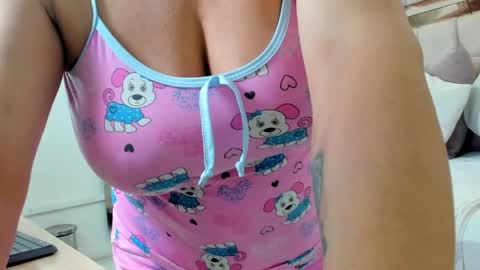 Luna Nieves online show from 04.11.26