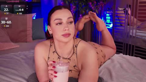 Luna  next streams Mon Fri Sat Sun 8pm-5am gmt0 online show from 01.13.25