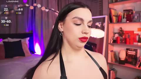 Luna  next streams Mon Fri Sat Sun 8pm-5am gmt0 online show from 02.20.25