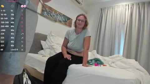 LunaPearl   online show from 10.29.25