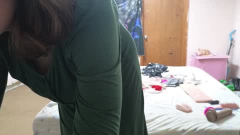 Snapshot of lunaquinn45 chatting on 12.31.24 lunaquinn45 online show from 12.31.24