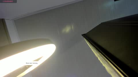 Luna  online show from 10.05.25