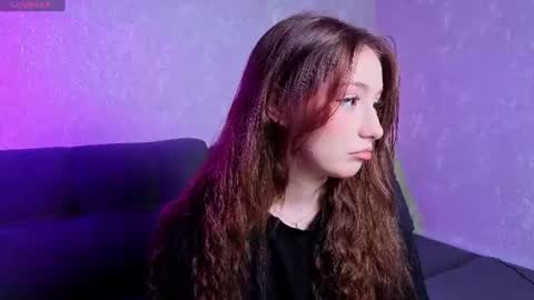 Snapshot of lunarialive chatting on 06.14.26 Sonya online show from 06.14.26
